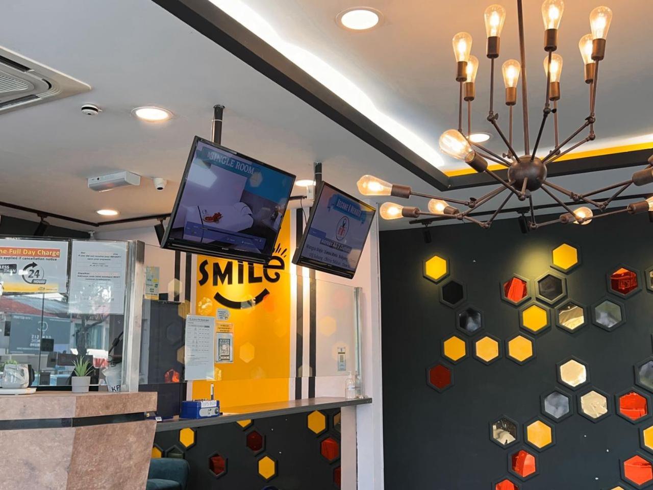 Smile Hotel Petaling Jaya Ss2 Экстерьер фото