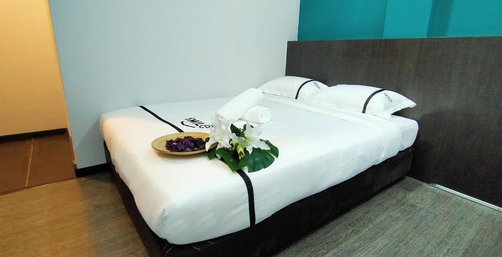 Smile Hotel Petaling Jaya Ss2 Номер фото